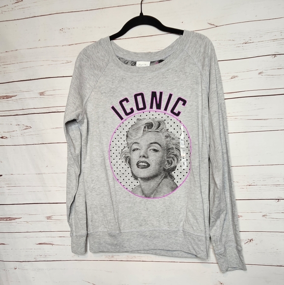 Marilyn Monroe Gray Iconic Graphic Reversible Sweatshirt - Picture 5 of 11